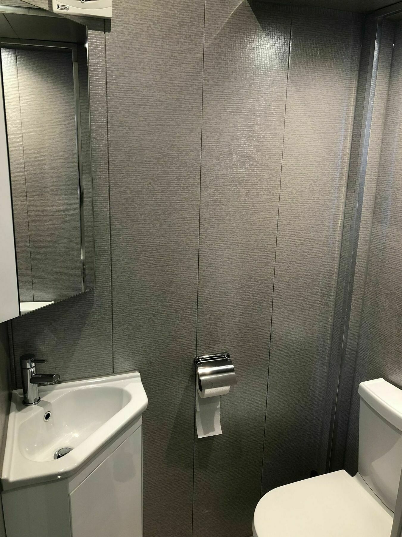 Glasgow Airport Apartments Пейсли Экстерьер фото